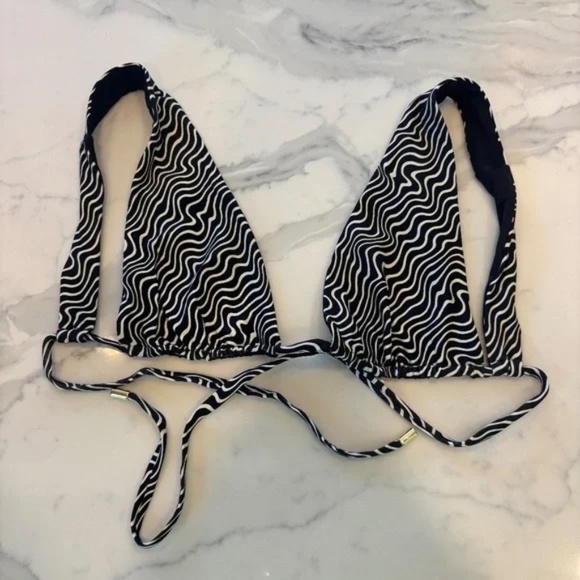 Monday Swimwear Palm Springs Top in Capri Wave - Picture 1 of 3